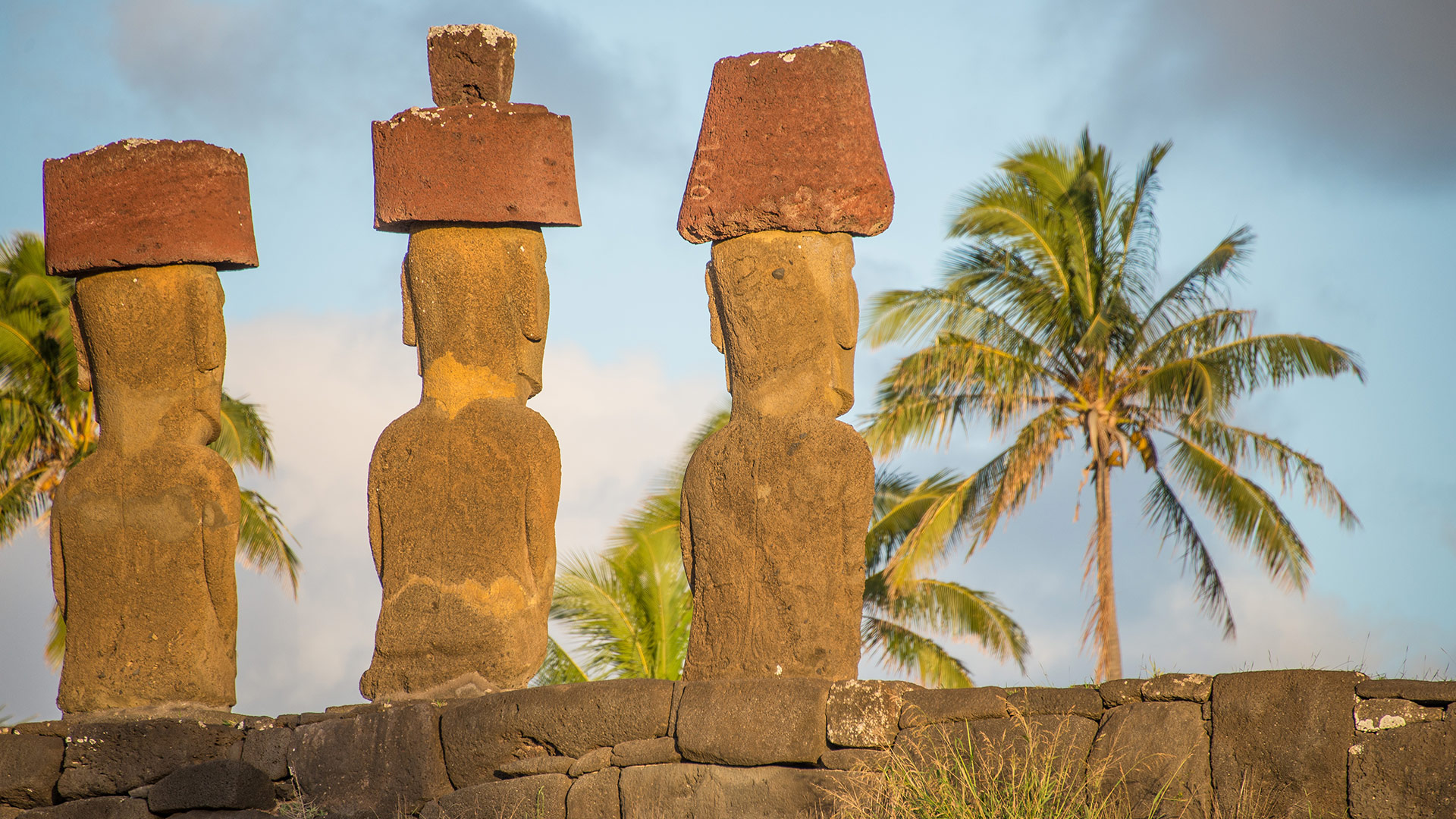 Ahu Nau-Nau Anakena